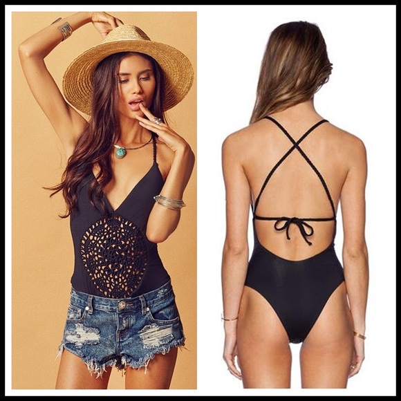 BLACK CROCHET SWIMSUIT - Monokini Cupshe - Picture 8 of 8